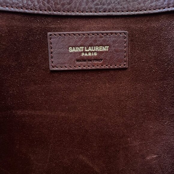 Looking to update my bag collection. - Picture 2 of 4